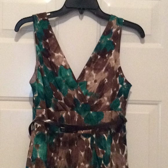 Dress - Picture 3 of 4